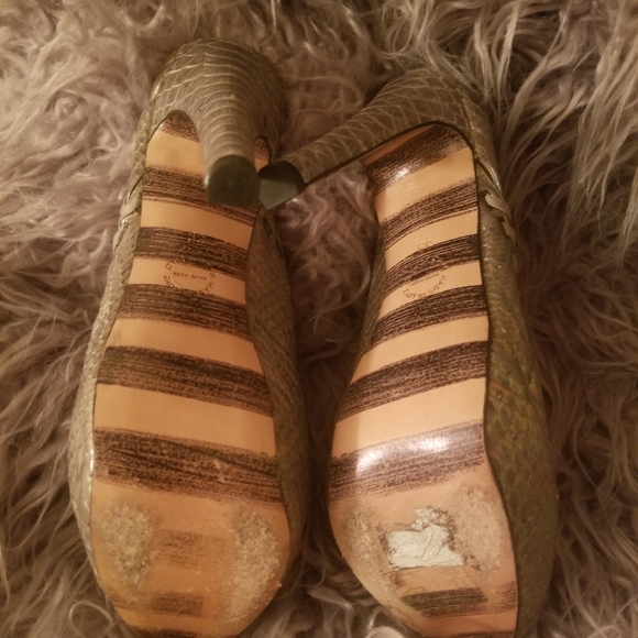 ☆SOLD☆ Authentic Python Heels - Italian - Picture 4 of 4